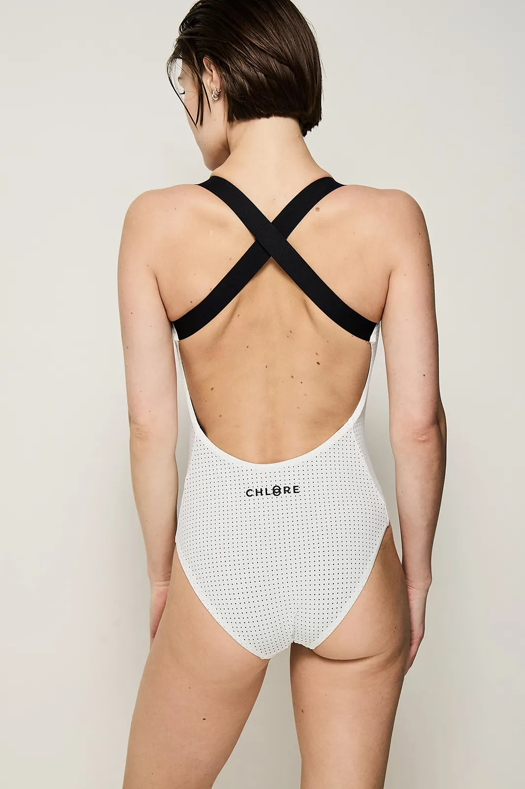 chlore-swimwear-maillot-de-bain-premium-une-piece-camille-lazer-white